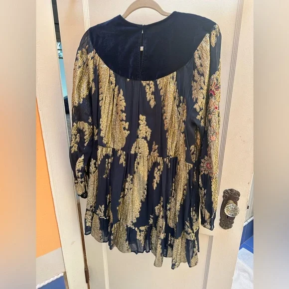 ANTHROPOLOGIE OPERA Brocade Blouse/Tunic Gold Lamé Blue Velvet (meow) Boho Grace - Picture 4 of 6
